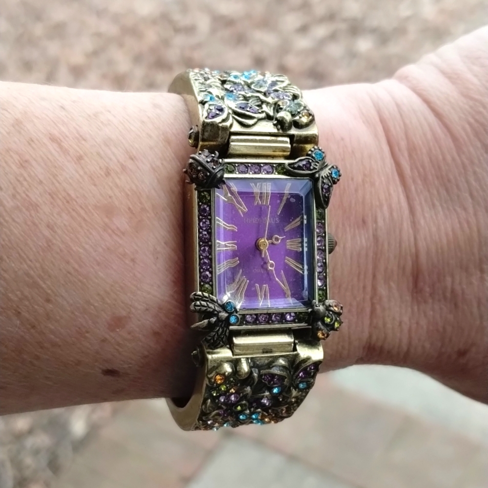 Vintage Retired Heidi Daus Amethyst Crystal Rhinestone Watch